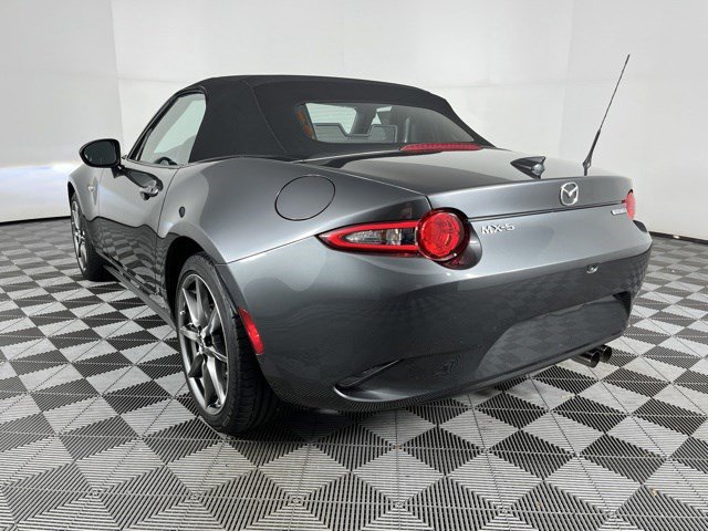 Used 2021 MAZDA MX-5 Miata Grand Touring RWD image 6