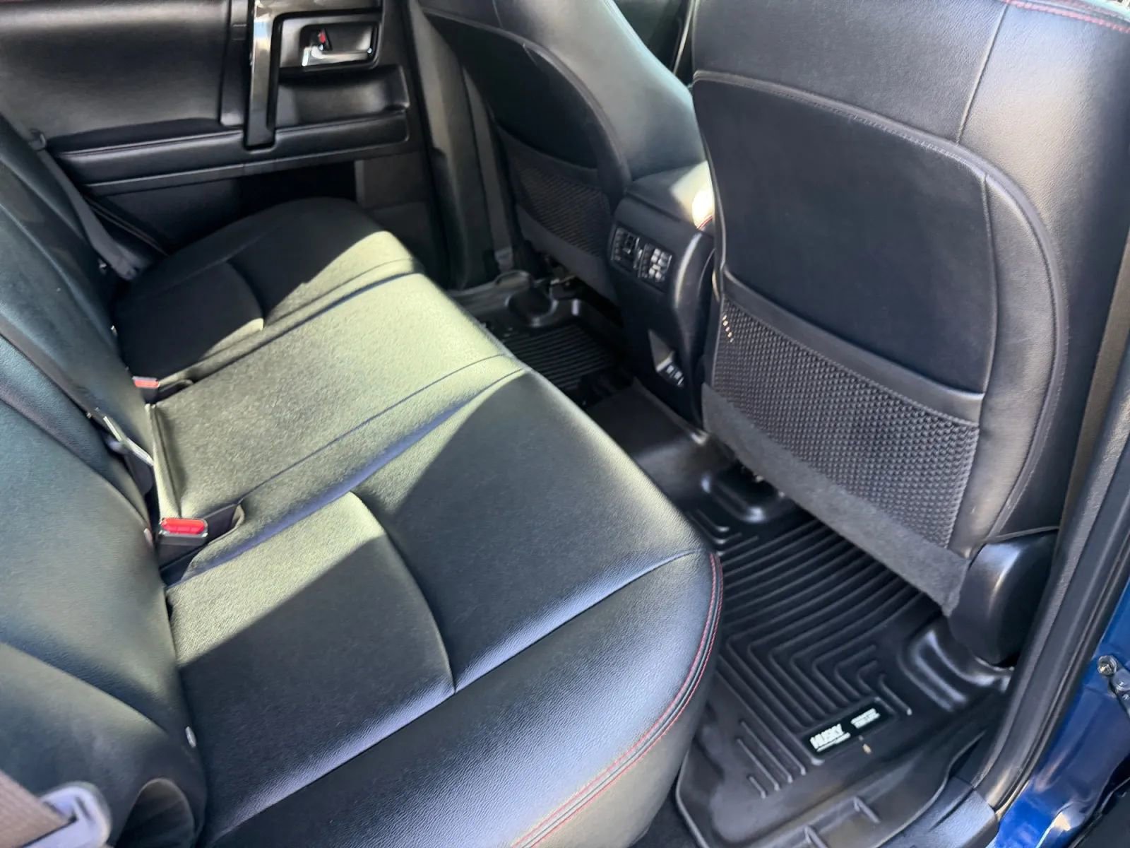 Used 2020 Toyota 4Runner TRD Off-Road Premium w/ Moonroof Package AWD/4WD image 26