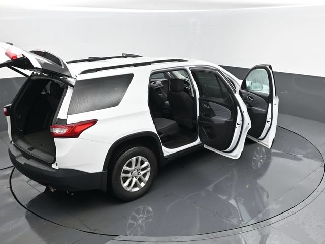 Used 2019 Chevrolet Traverse LT w/ LPO, Floor Liner Package AWD/4WD image 27