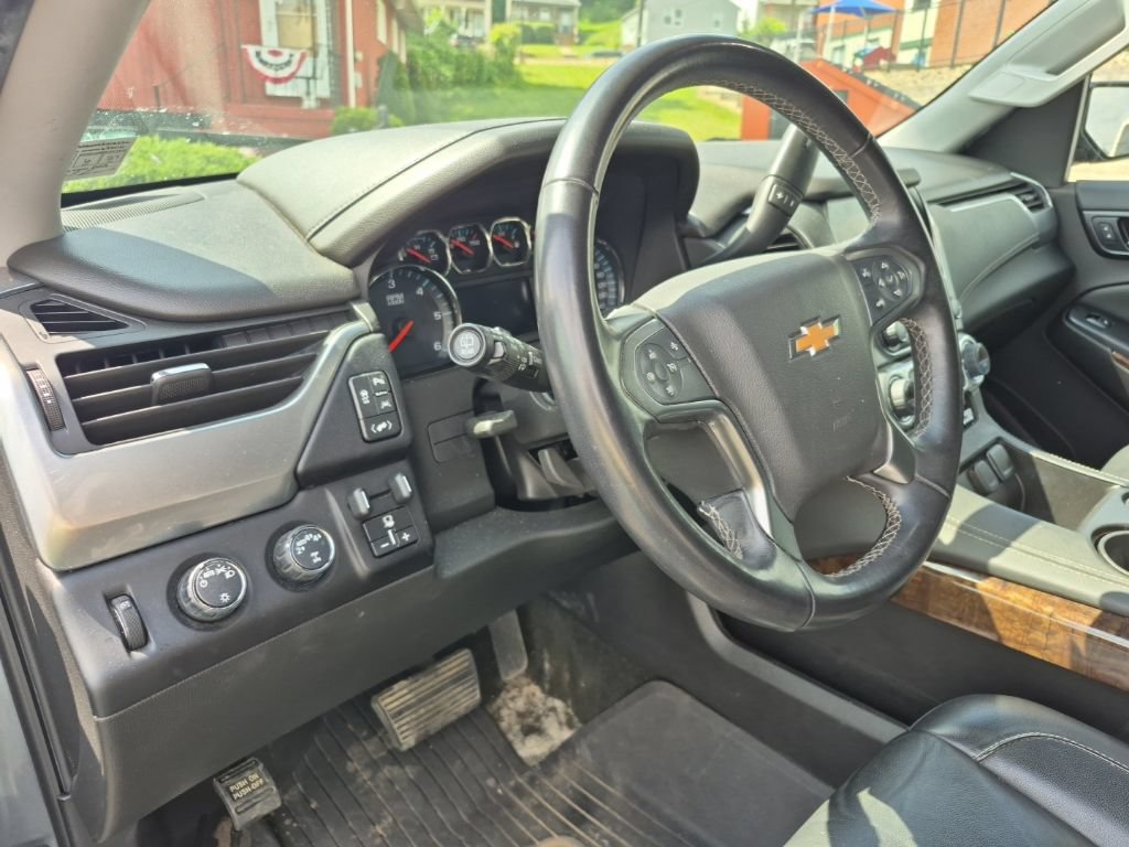 Used 2019 Chevrolet Tahoe LT w/ Max Trailering Package AWD/4WD image 10