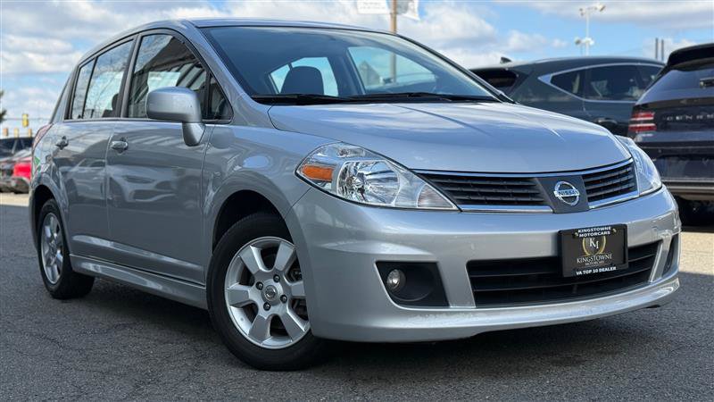Used 2007 Nissan Versa Hatchback w/ Convenience Pkg FWD image 7