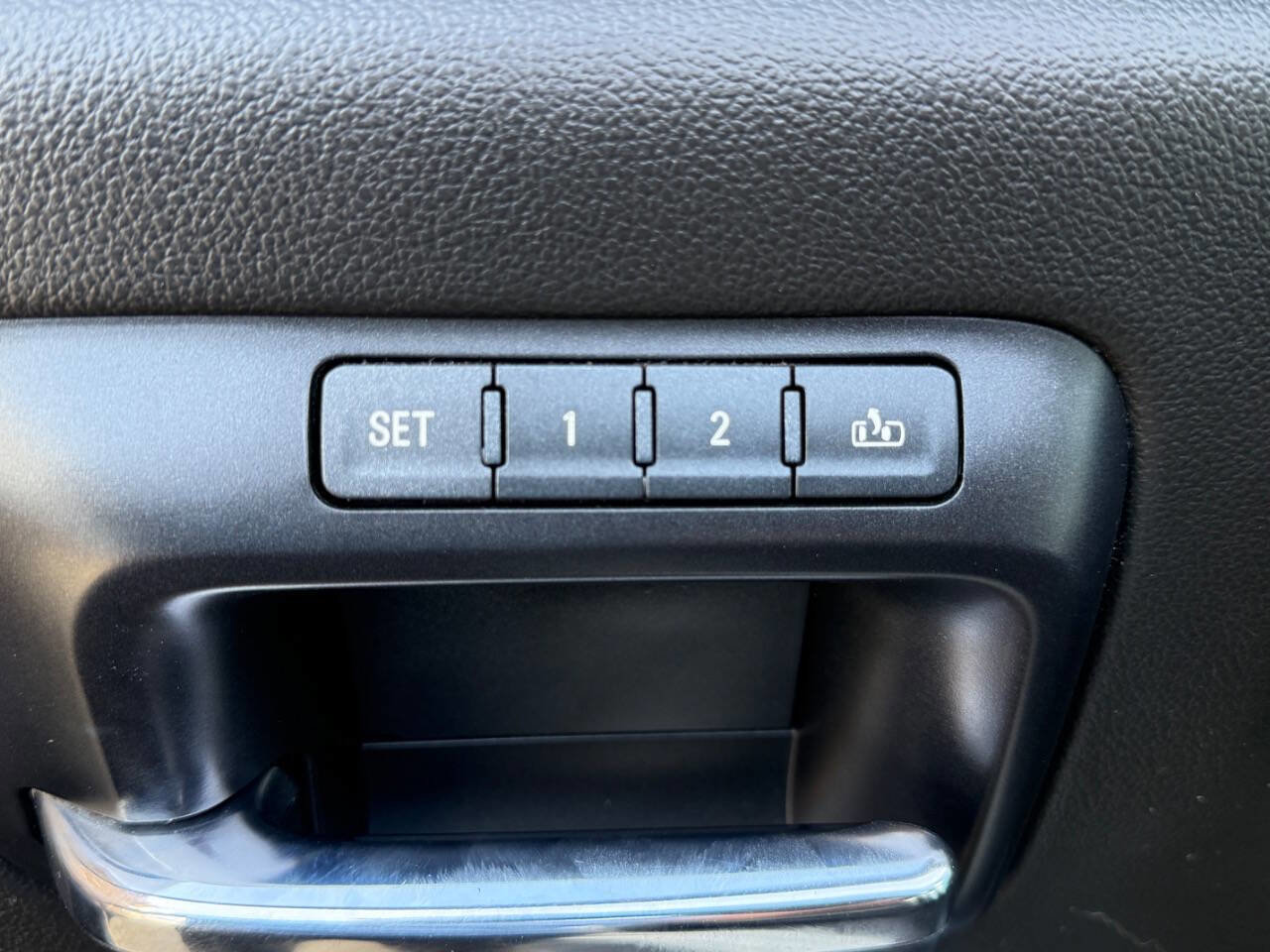 Used 2014 GMC Sierra 1500 SLT image 18