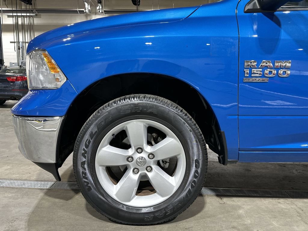 Used 2024 RAM 1500 Classic SLT image 18