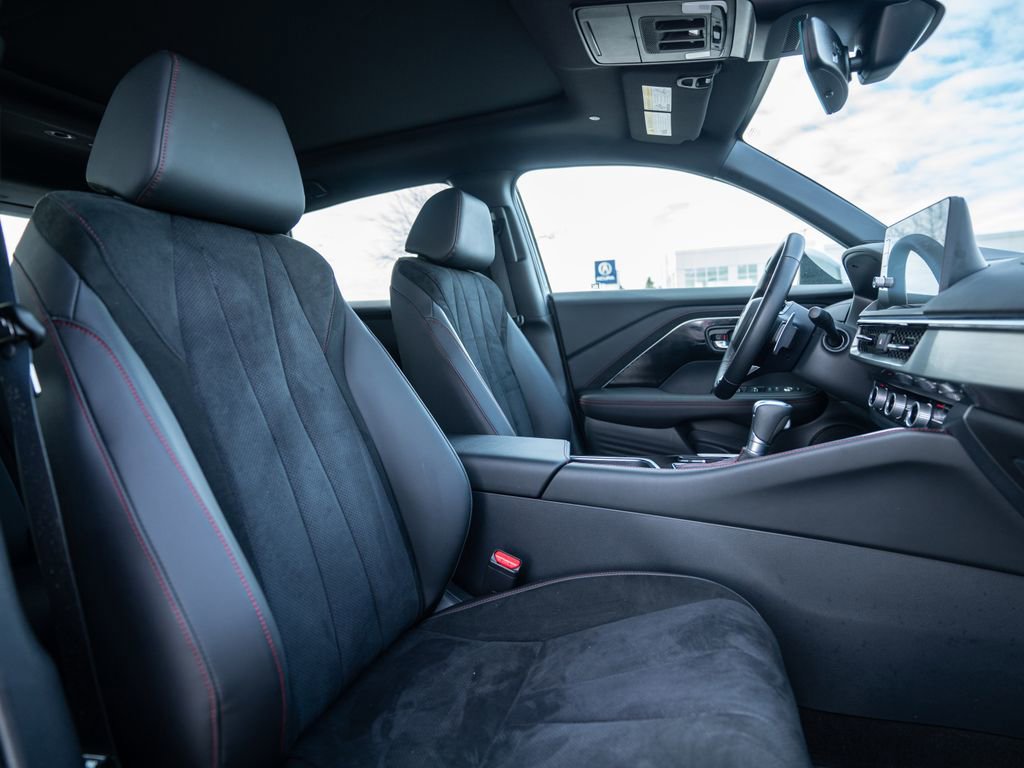 Certified 2025 Acura ADX A-Spec image 22