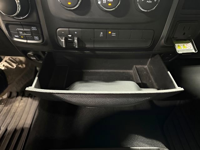 Used 2022 RAM 1500 Classic SLT w/ Protection Group AWD/4WD image 20