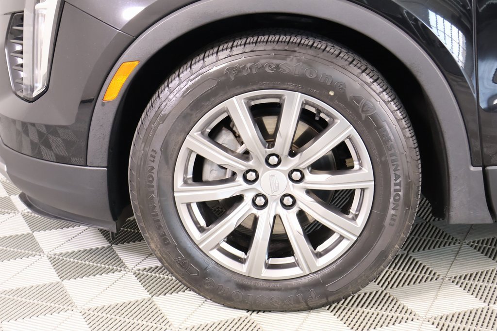 Used 2022 Cadillac XT4 Premium Luxury w/ Safety Alert Package image 16