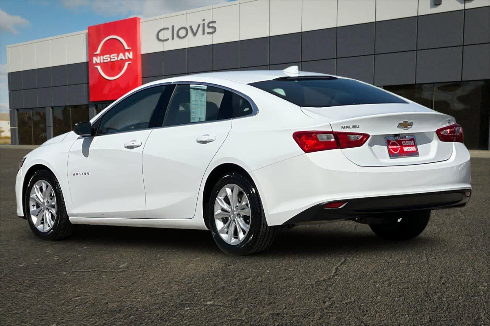 Used 2023 Chevrolet Malibu LT FWD image 7
