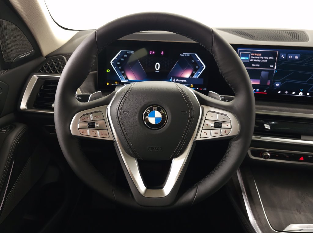 Used 2026 BMW X7 xDrive40i AWD/4WD image 21