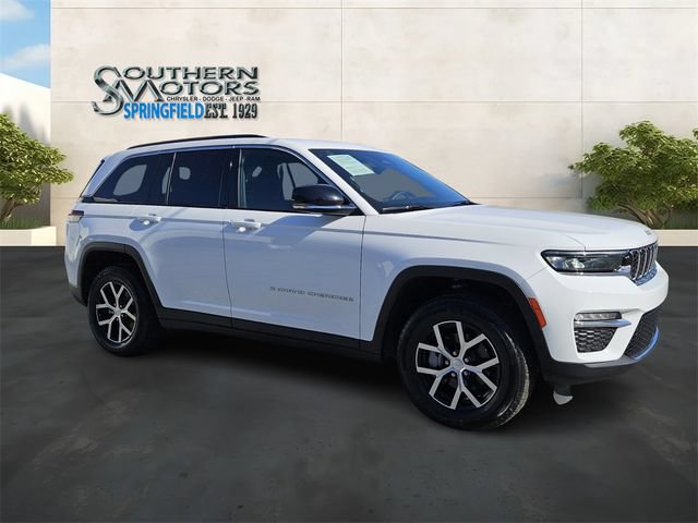 Used 2025 Jeep Grand Cherokee Limited AWD/4WD image 7