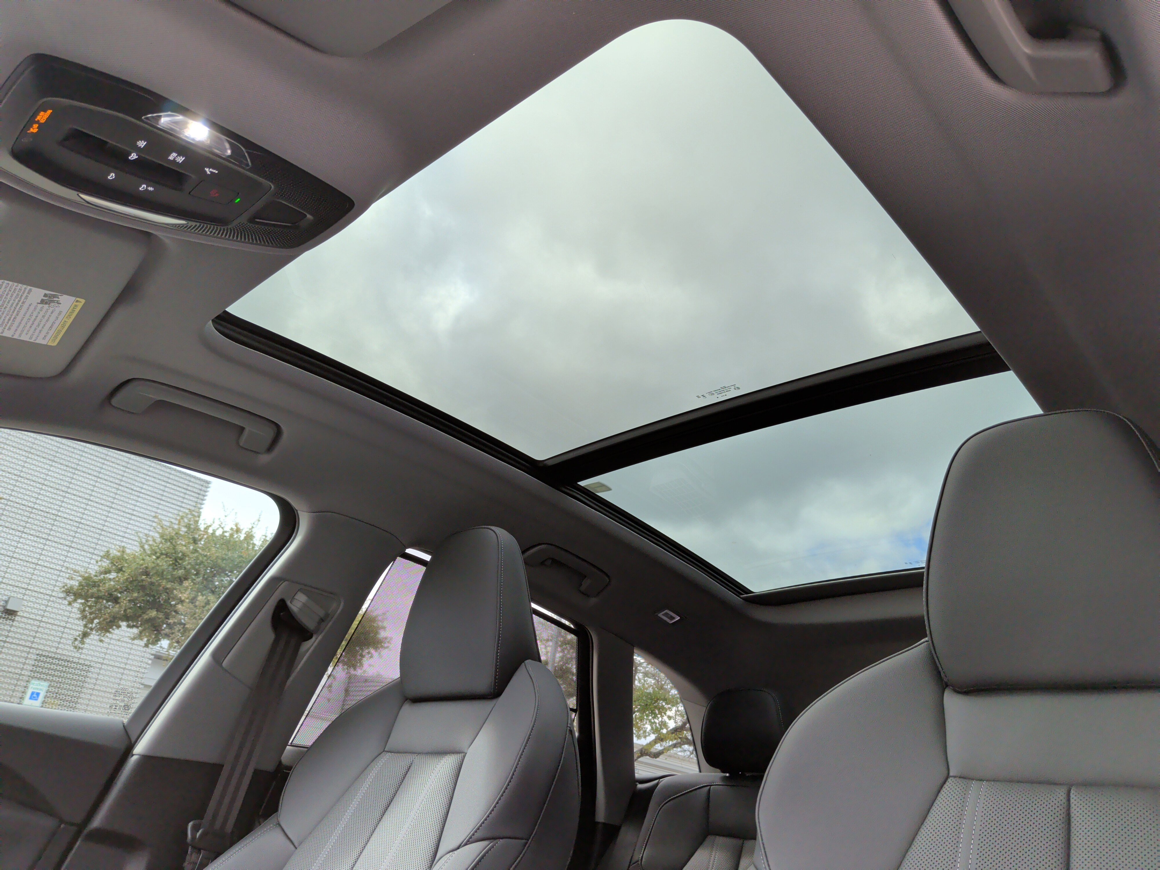 New 2025 Audi Q5 Prestige image 31