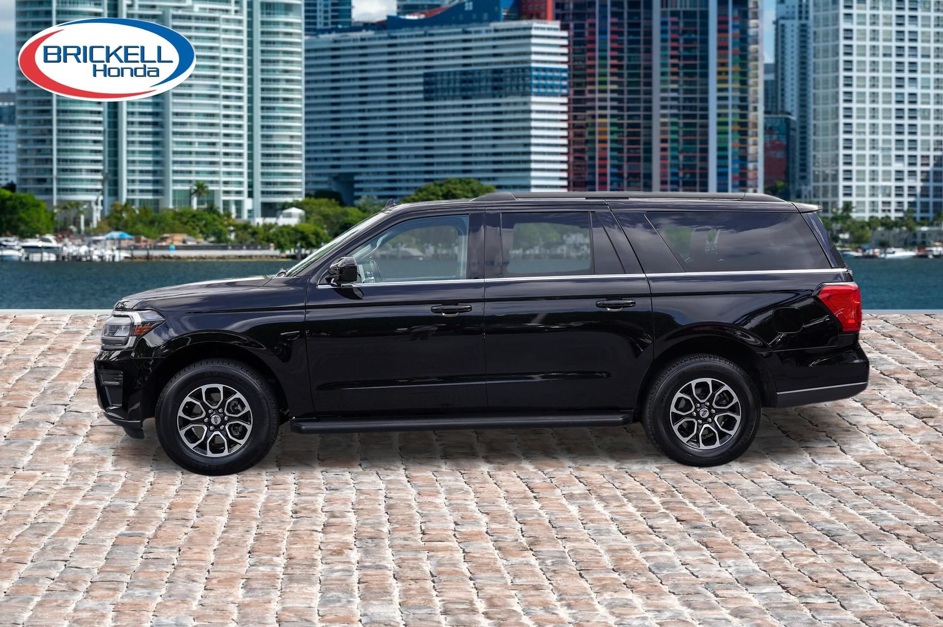 Used 2024 Ford Expedition Max XLT RWD image 8