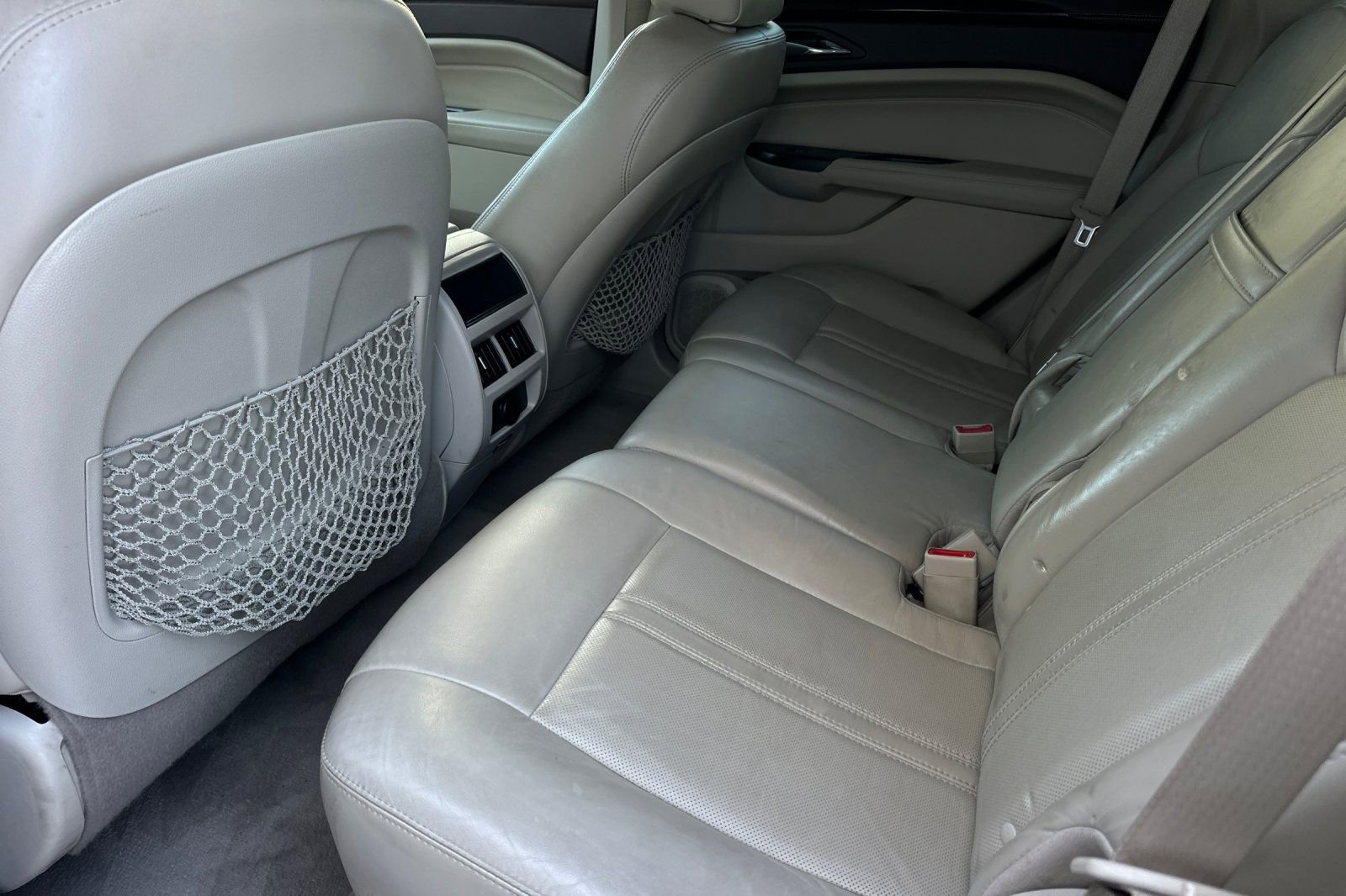 Used 2015 Cadillac SRX Performance w/ Driver Awareness Package image 12