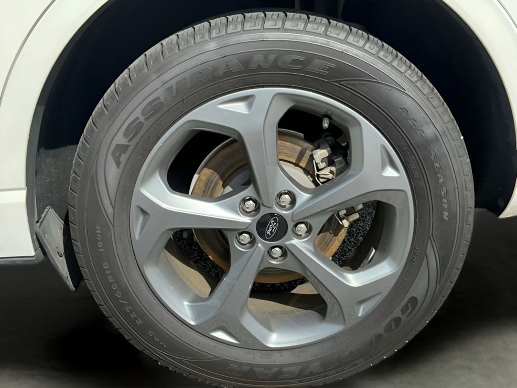 Certified 2024 Ford Escape ST-Line Select image 36