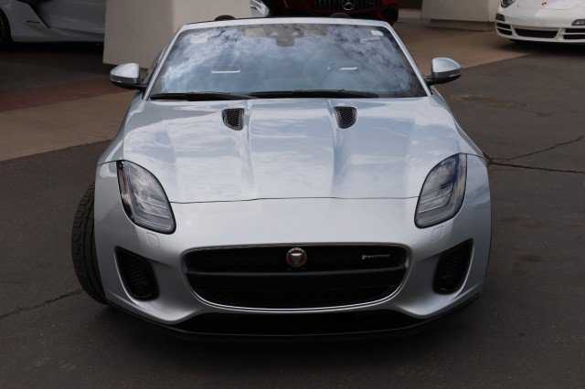 Used 2019 Jaguar F-TYPE R-Dynamic RWD image 8