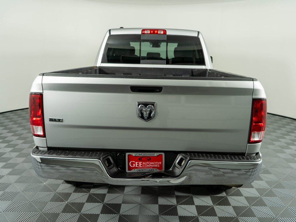 Used 2017 RAM 1500 Classic SLT image 6