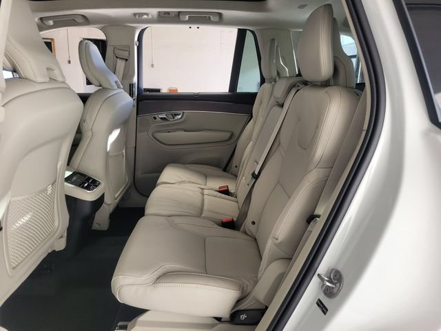 New 2026 Volvo XC90 B6 Ultra w/ Lounge Package AWD/4WD image 14