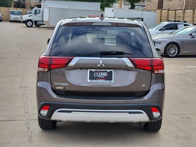 Used 2020 Mitsubishi Outlander SE image 14