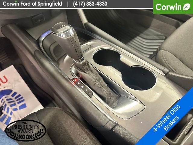 Used 2018 Chevrolet Malibu LT image 24