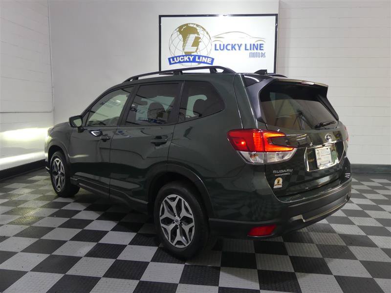 Used 2024 Subaru Forester Premium AWD/4WD image 11