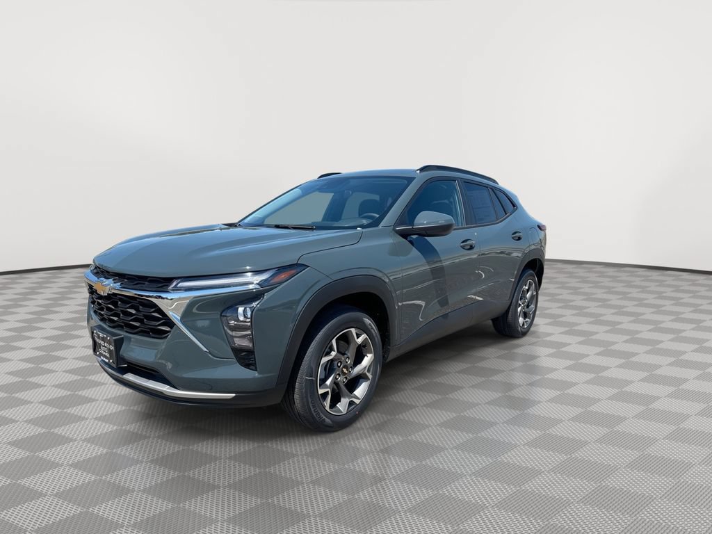 New 2026 Chevrolet Trax LT w/ Driver Confidence Package FWD image 4