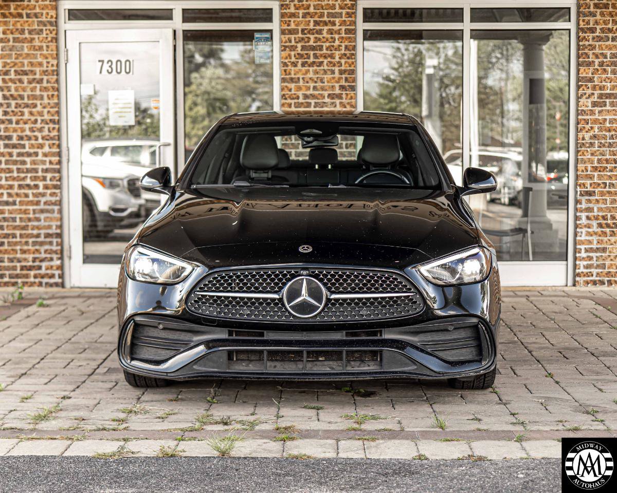 Used 2025 Mercedes-Benz C 300 Sedan image 2