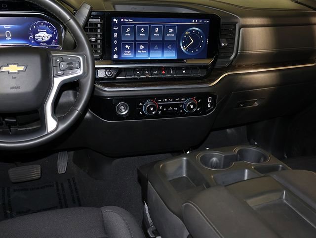 Used 2023 Chevrolet Silverado 1500 LT AWD/4WD image 17