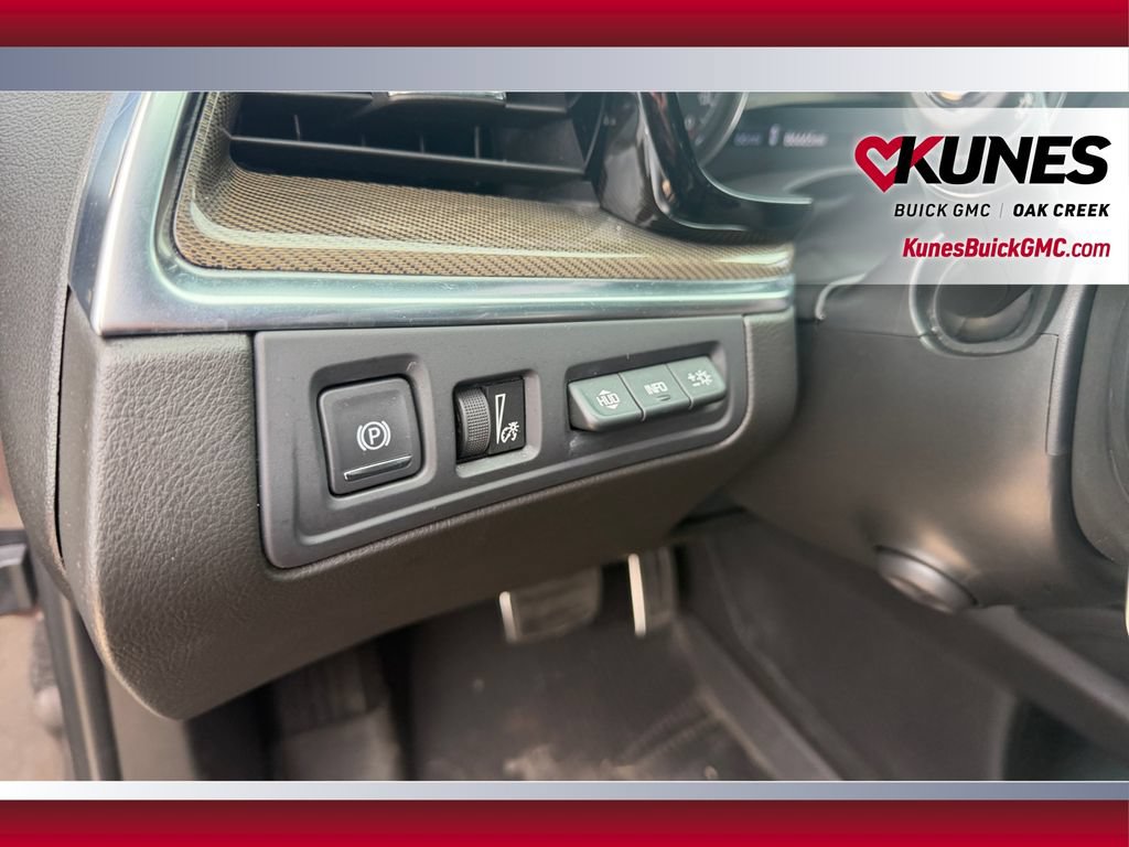 Used 2023 Cadillac XT5 Sportv w/ Platinum Package AWD/4WD image 19