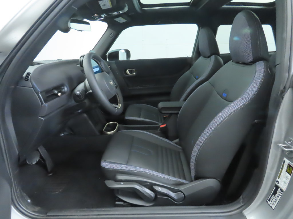 Used 2026 MINI Cooper 2-Door Hardtop FWD image 22