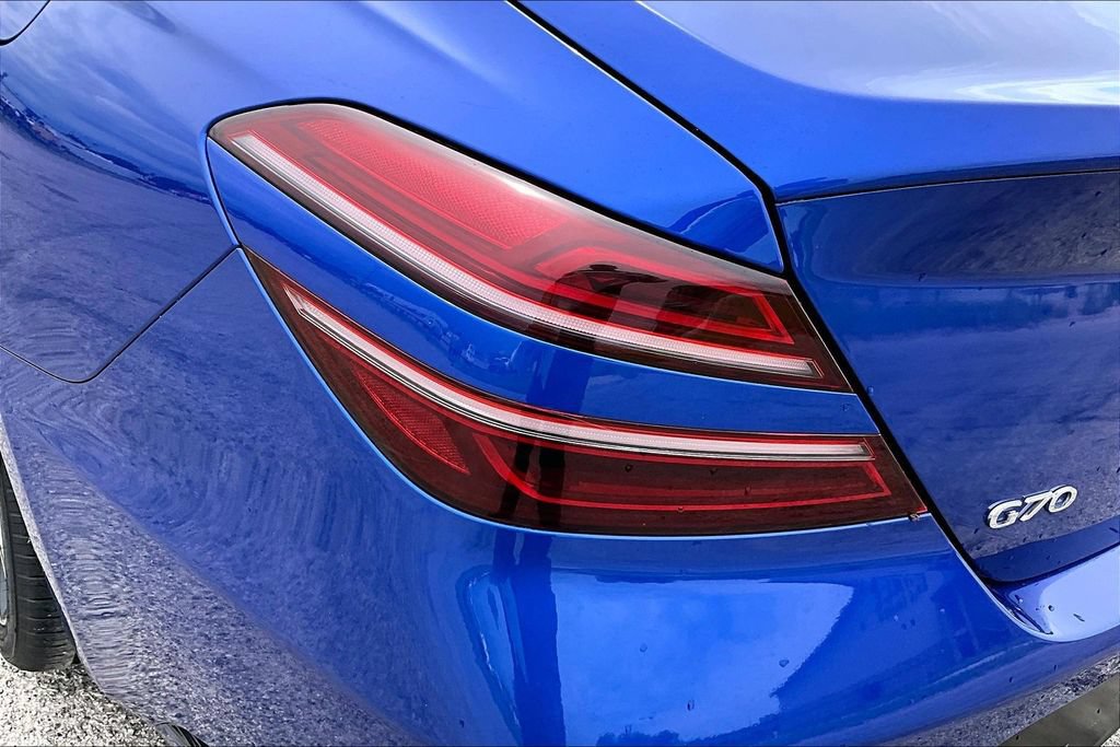 Used 2022 Genesis G70 3.3T RWD image 28