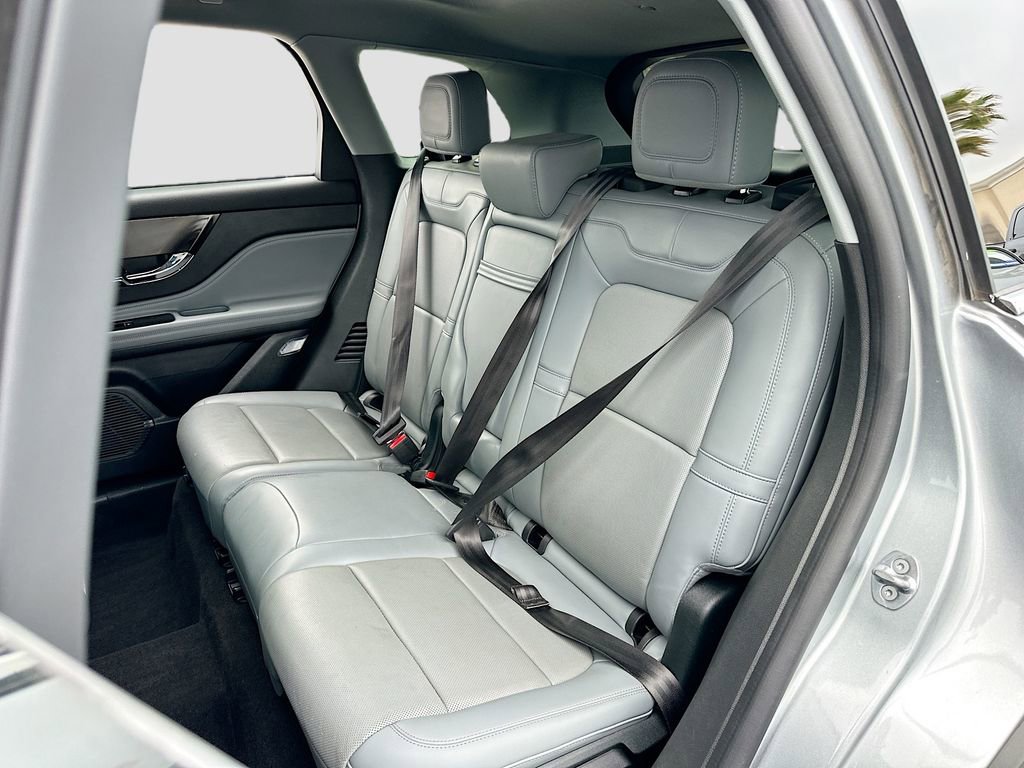 Used 2022 Lincoln Corsair FWD w/ Premium Package image 25