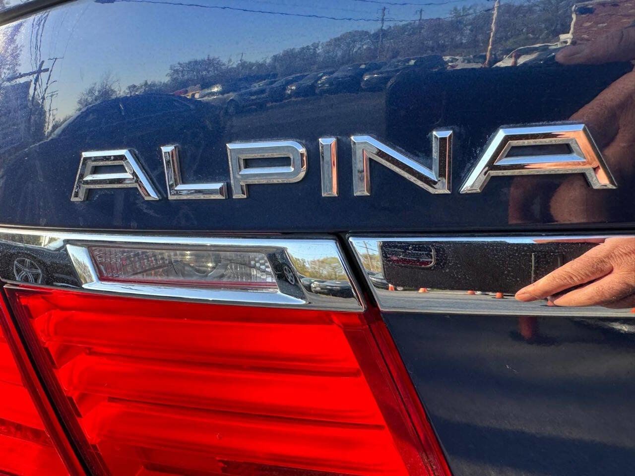 Used 2012 BMW ALPINA B7 xDrive LWB w/ Luxury Rear Seating Pkg image 18