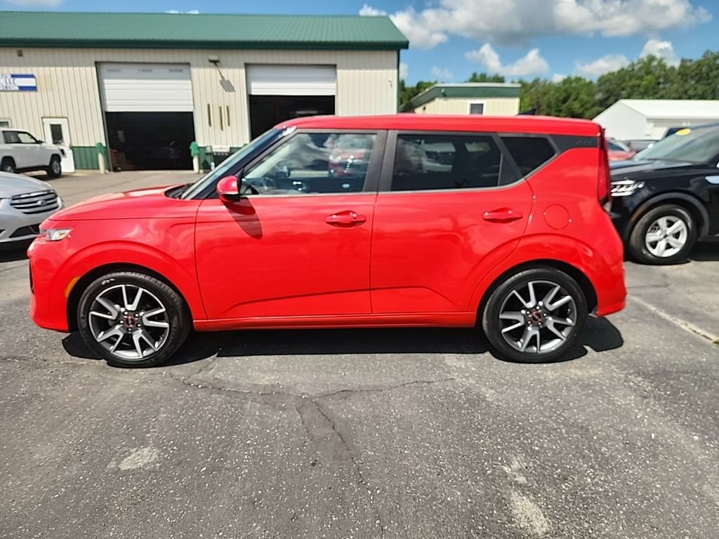 Used 2022 Kia Soul GT-Line FWD image 7