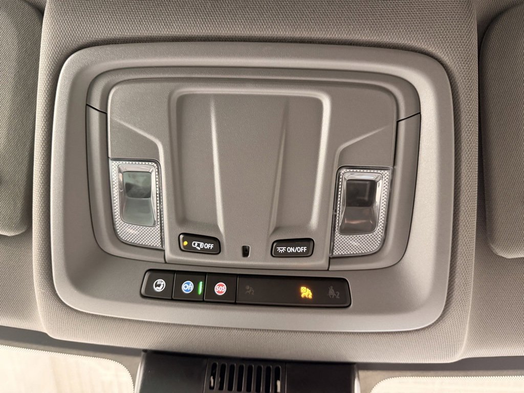 Used 2025 Chevrolet Silverado 1500 LT image 54