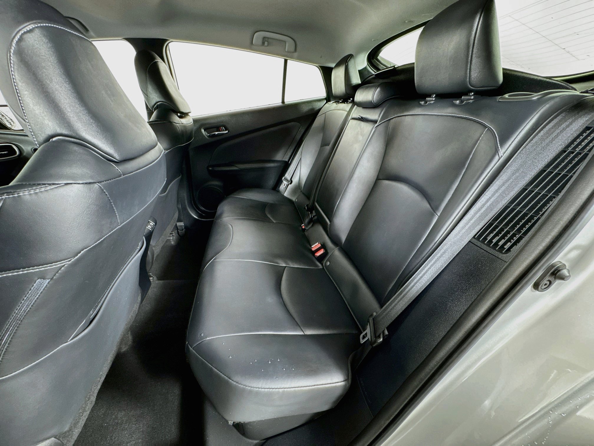 Certified 2022 Toyota Prius Prime XLE FWD image 16