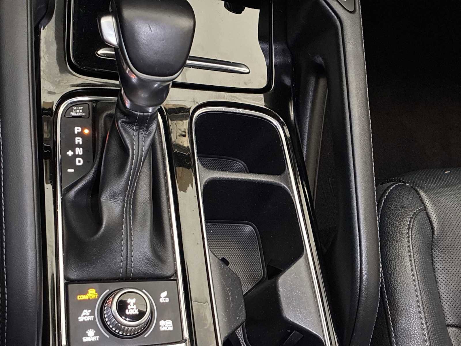 Used 2022 Kia Telluride EX w/ EX Premium Package image 22