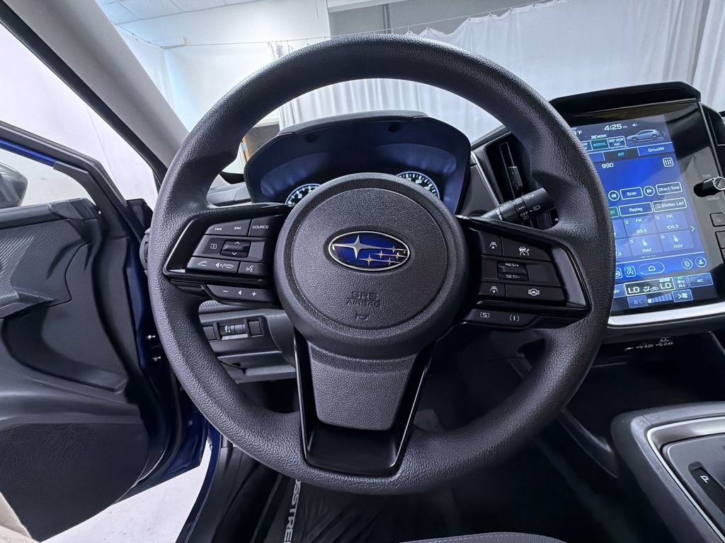 Used 2025 Subaru Crosstrek 2.5i Premium AWD/4WD image 24