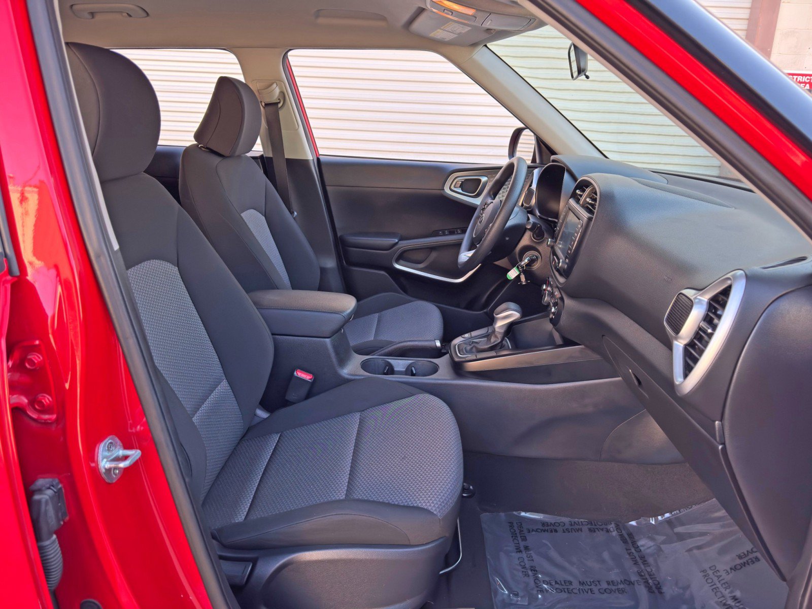Used 2021 Kia Soul LX FWD image 14