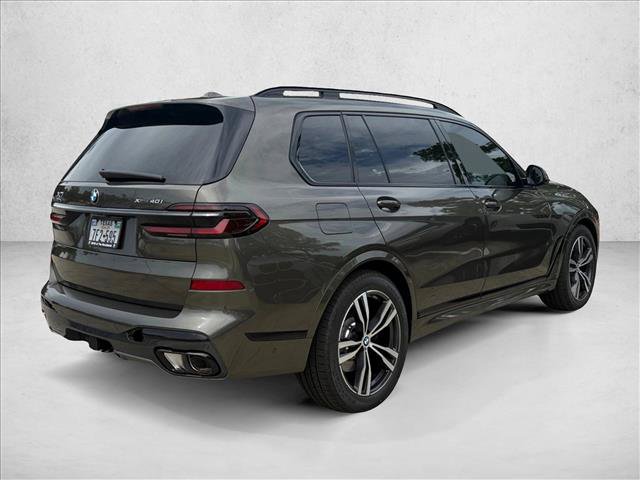 Used 2027 BMW X7 xDrive40i w/ Executive Package AWD/4WD image 2