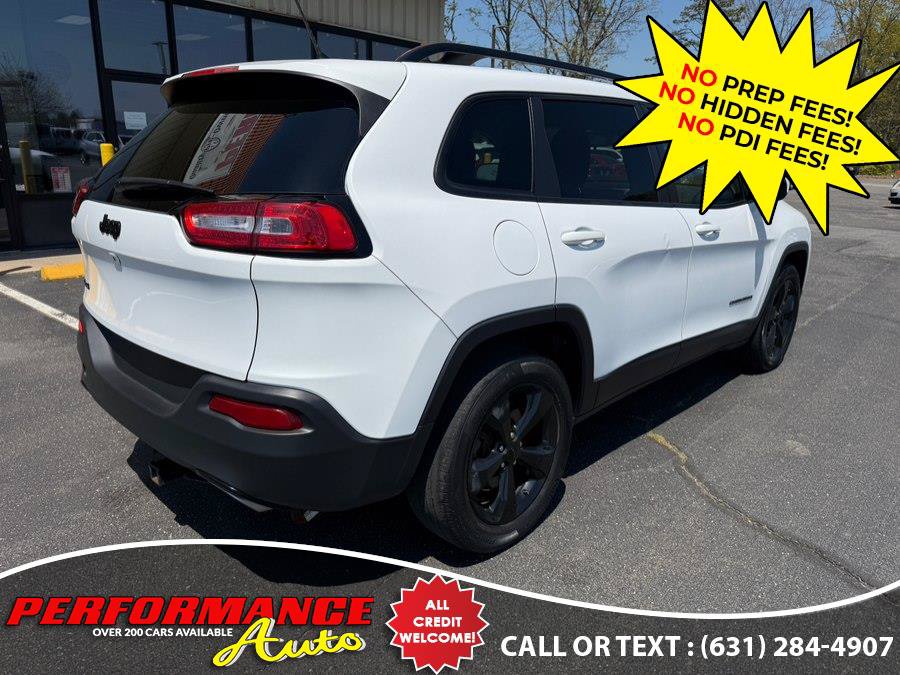 Used 2018 Jeep Cherokee Latitude w/ Altitude Package AWD/4WD image 16