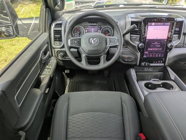New 2026 RAM 3500 Big Horn AWD/4WD image 16