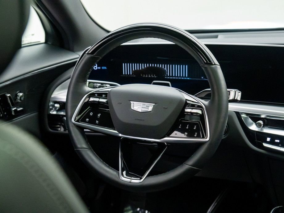 Certified 2024 Cadillac Lyriq Luxury w/ LPO, Floor Liner Package image 13