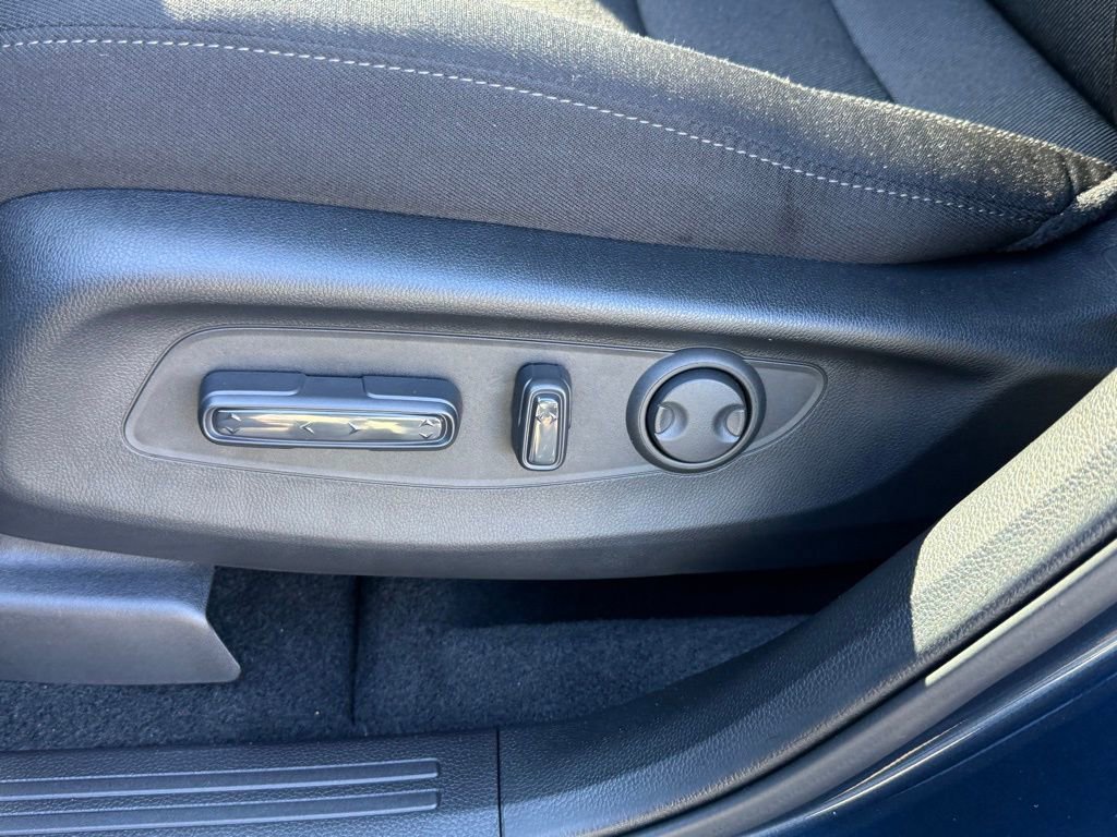 Certified 2025 Honda CR-V EX image 34