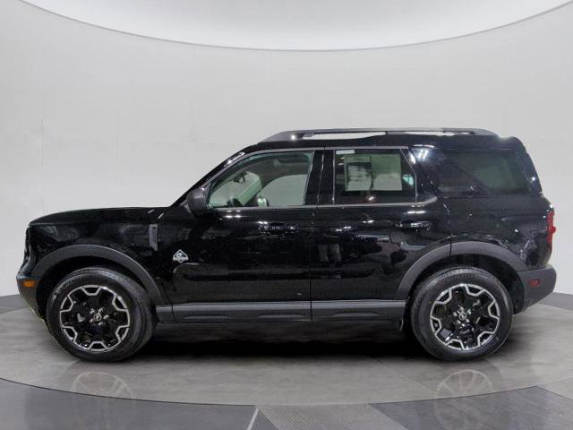 Certified 2025 Ford Bronco Sport Outer Banks w/ Outer Banks Tech Package+ image 2