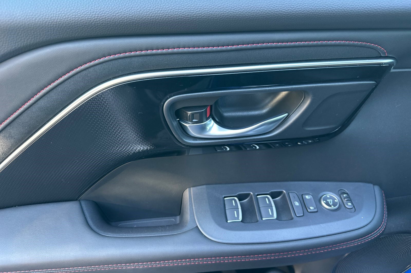 Certified 2025 Acura ADX A-Spec image 12