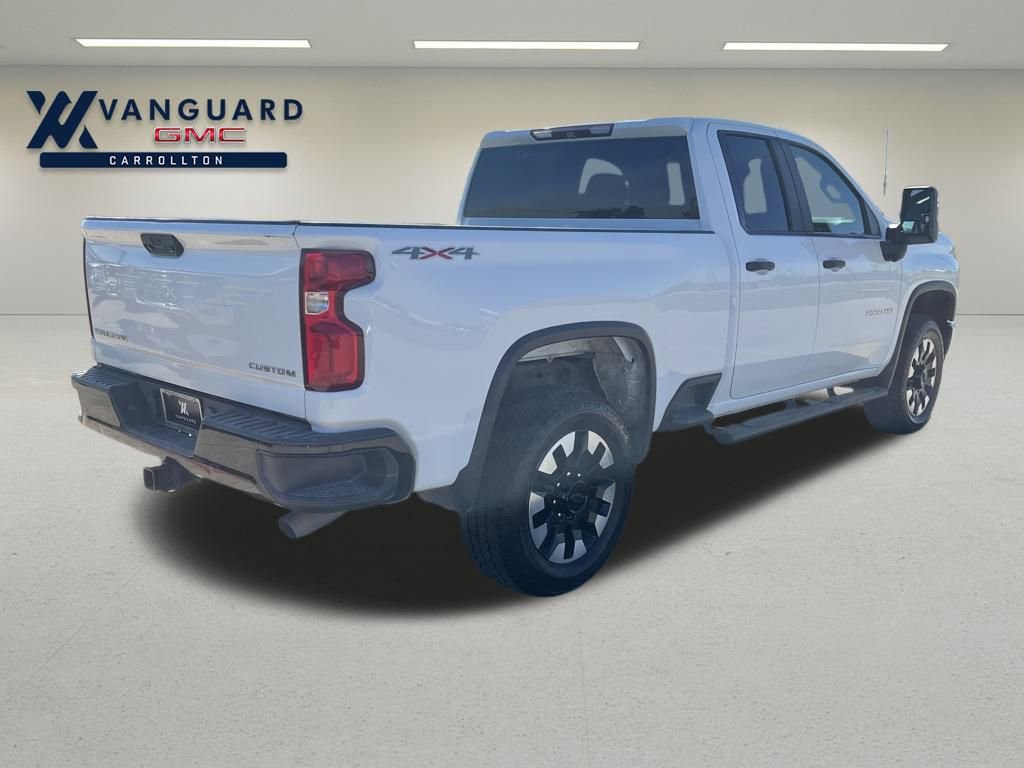 Used 2020 Chevrolet Silverado 2500 Custom w/ Custom Value Package image 6