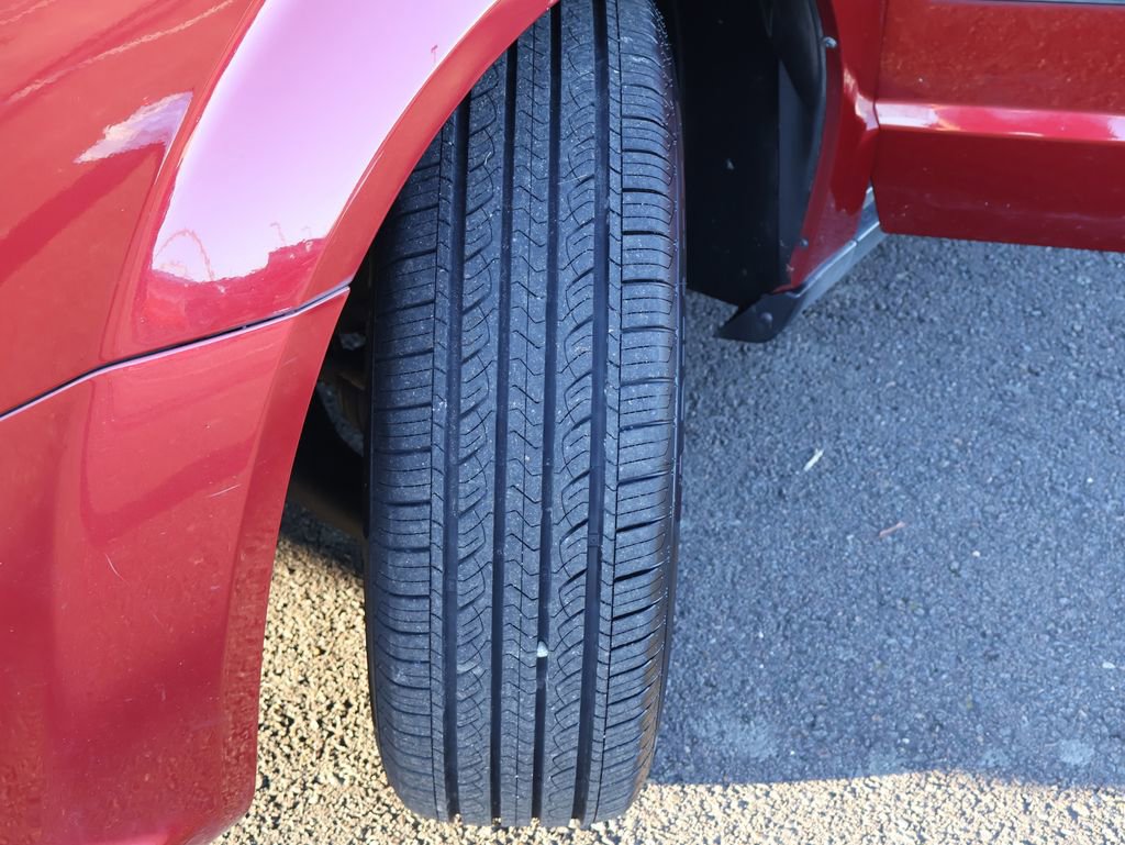 Used 2015 Dodge Grand Caravan American Value Package w/ UConnect Hands-Free Group image 35