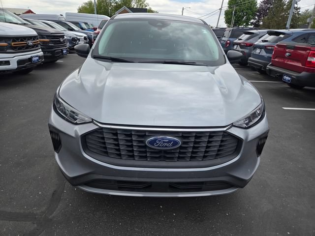 Used 2023 Ford Escape Active AWD/4WD image 2