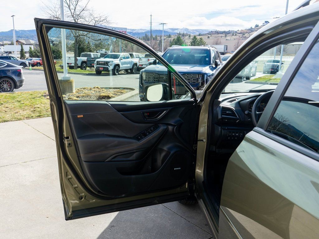 Used 2025 Subaru Forester Wilderness AWD/4WD image 16