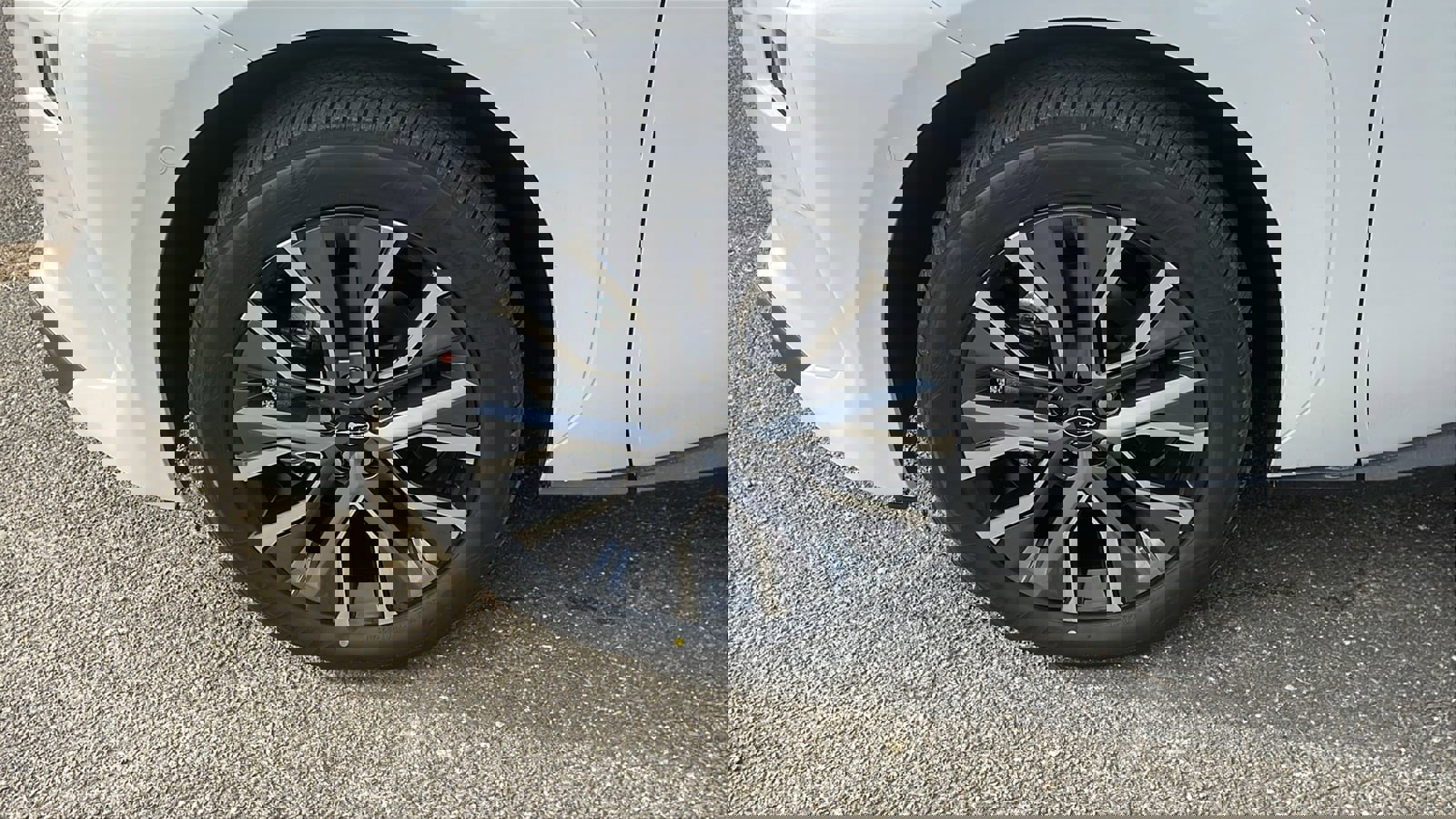 New 2026 Subaru Solterra image 5