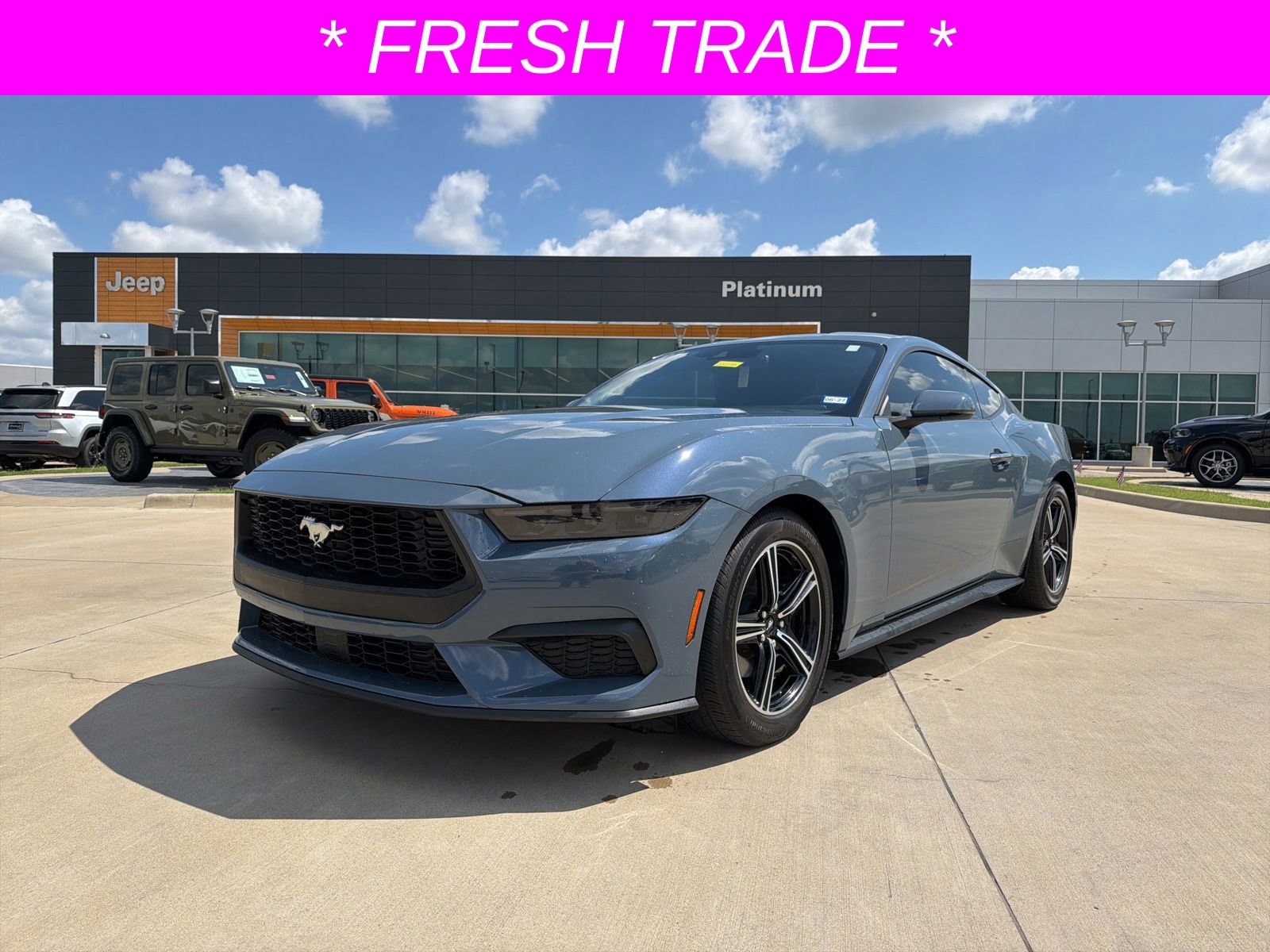 Used 2025 Ford Mustang Premium RWD image 1